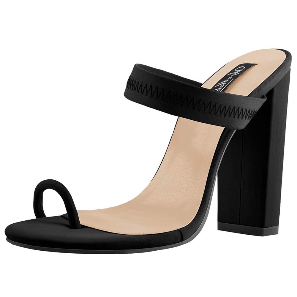 Women’s toe ring stiletto mules